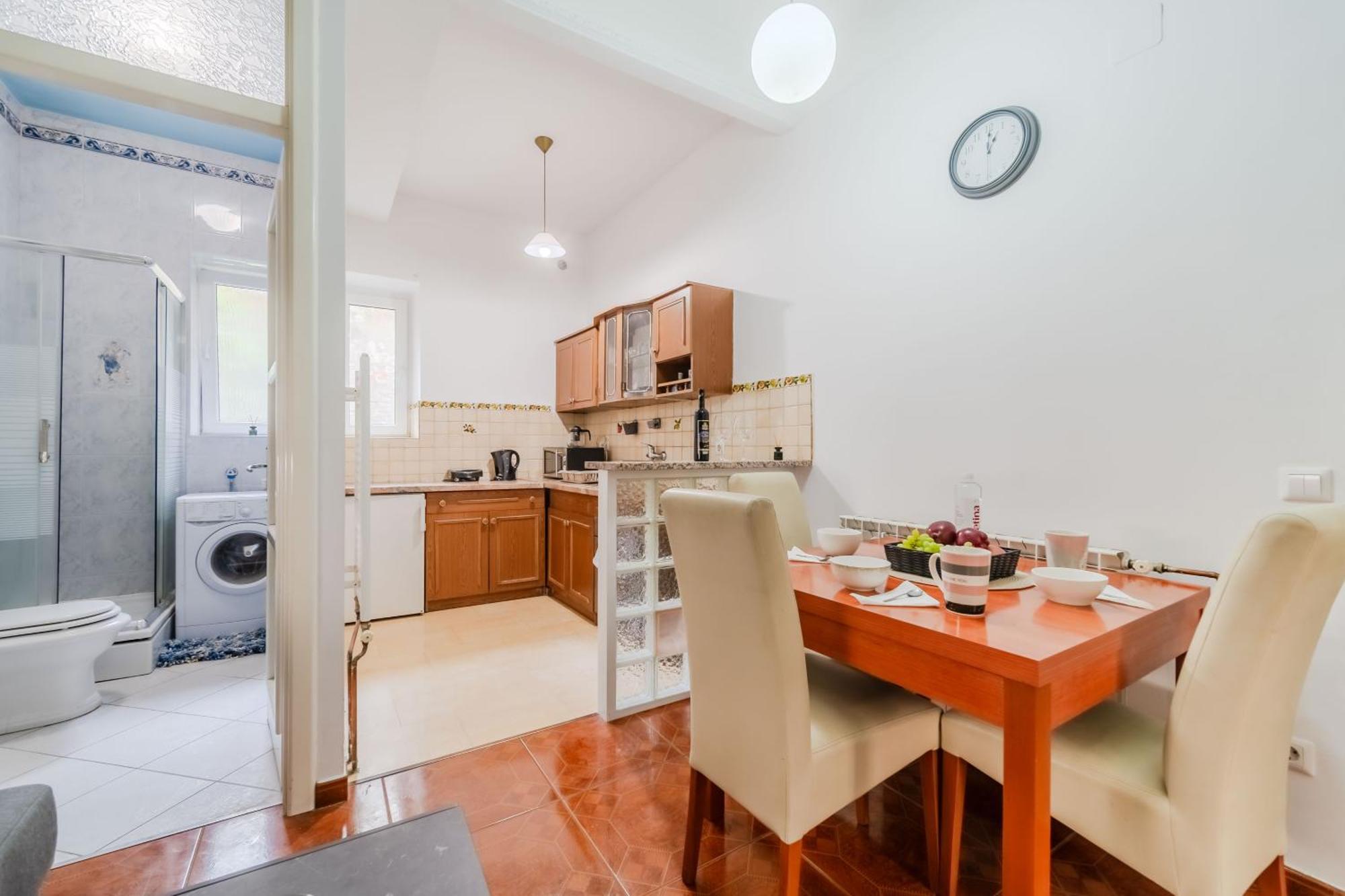 Work And Play Apartment Загреб Екстериор снимка