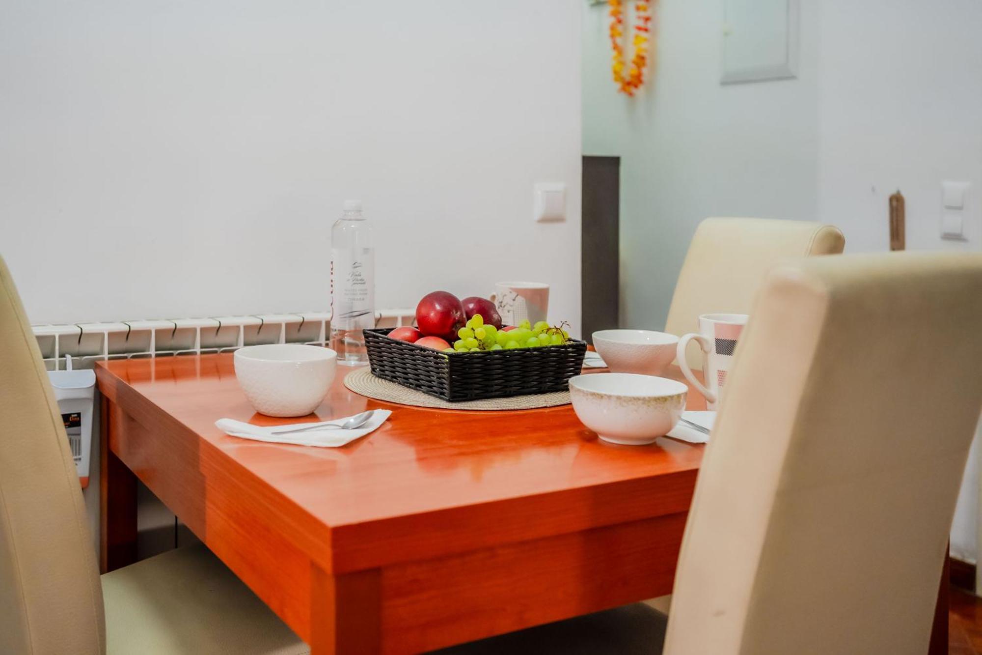 Work And Play Apartment Загреб Екстериор снимка