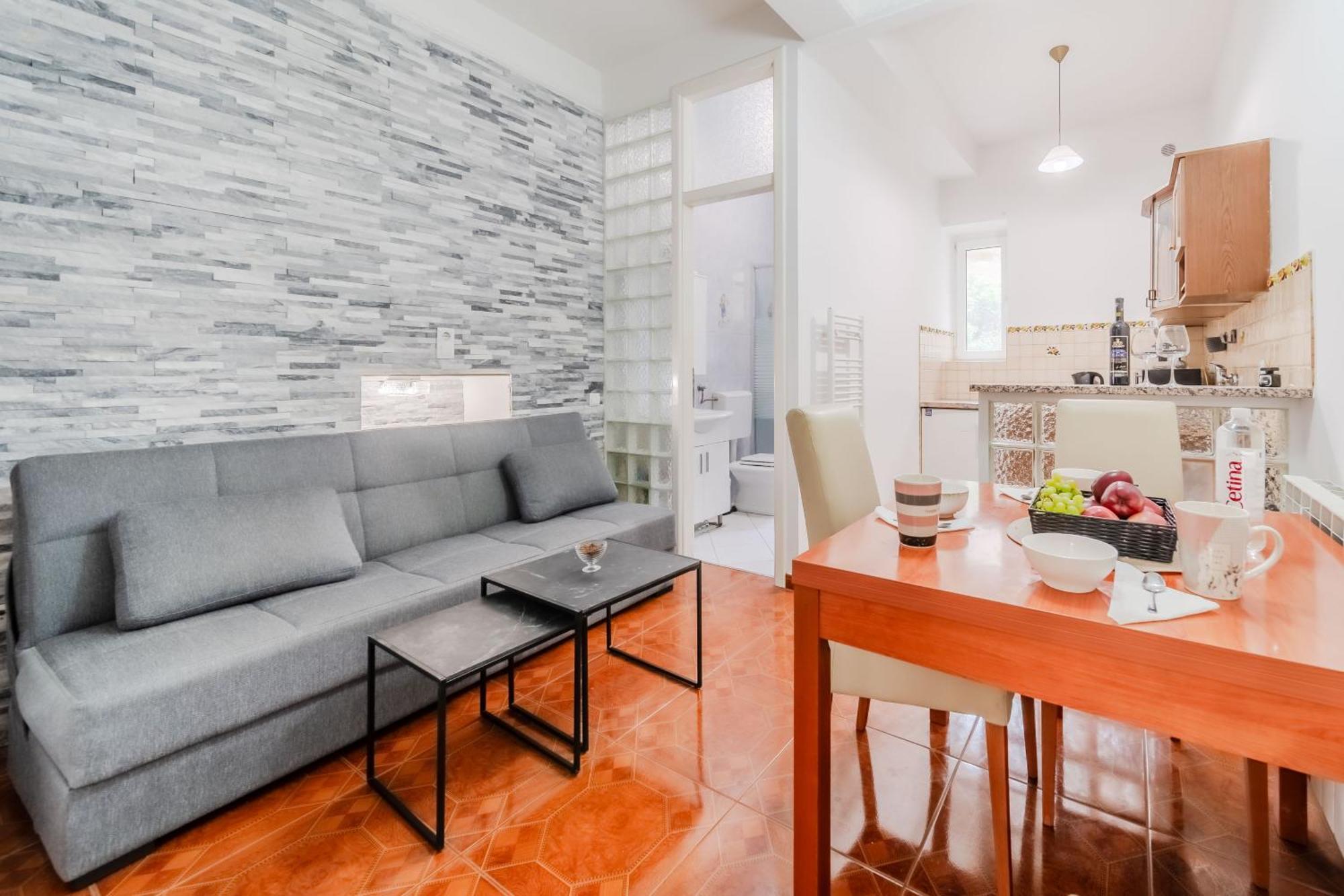 Work And Play Apartment Загреб Екстериор снимка